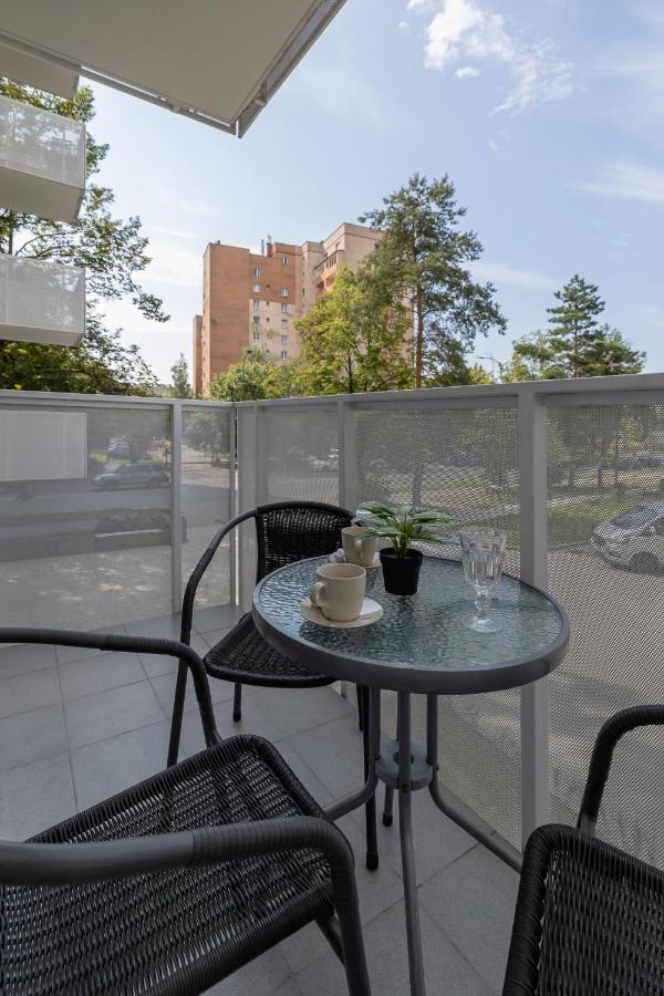 Comfy Apartment Pachonskiego With Parking In Krakow By Noclegi Renters Eksteriør billede